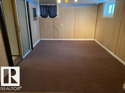 Interior photo 4 of 10917 96 ST NW