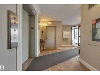 Interior photo 2 of #7 9734 111 ST NW