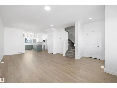 Interior photo 3 of 4594 Warbler LO NW