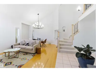 Interior photo 4 of 1324 116 ST NW