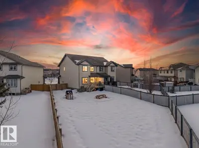 Interior photo 3 of 14 ARALIA CV