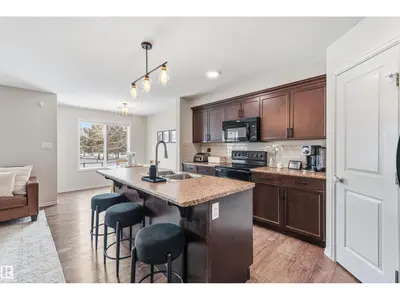 Interior photo 4 of 14 ARALIA CV