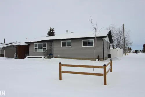 10319 106 ave, Westlock - $384,900