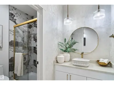 Interior photo 2 of 13152 187 AV NW