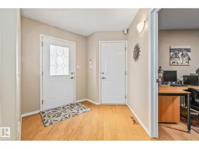 Interior photo 1 of #48 920 119 ST NW