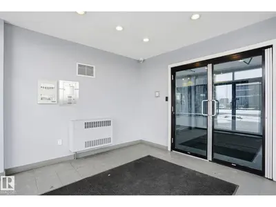 Interior photo 3 of #503 1230 WINDERMERE WY SW