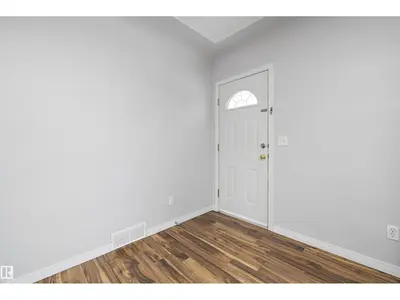 Interior photo 3 of 10403 98 AV