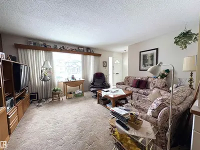 Interior photo 3 of 13216 DELWOOD RD NW