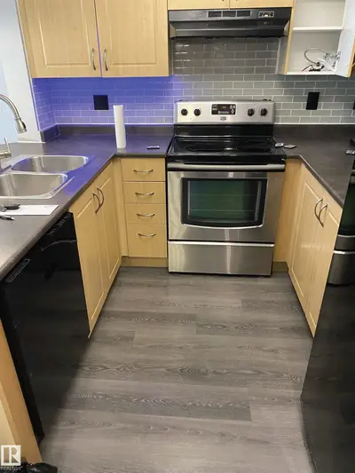 Interior photo 2 of #314 11449 ELLERSLIE RD SW