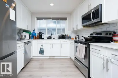 Interior photo 3 of #96 1530 TAMARACK BV NW