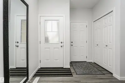 Interior photo 1 of 1640 ERKER WY NW