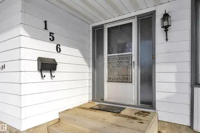 Interior photo 3 of 156 Green Ash DR