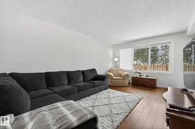 Interior photo 4 of 207 CALLINGWOOD PL NW