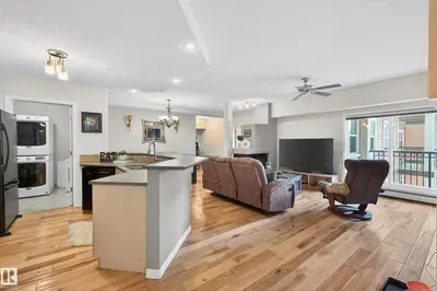 Interior photo 1 of #307 5280 TERWILLEGAR BV NW