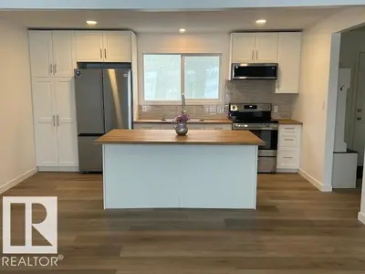 Interior photo 4 of 36 Prince DR