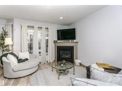 Interior photo 4 of #214 41 Summerwood BV