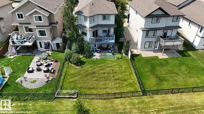 Interior photo 2 of 17 SWEETBERRY CV