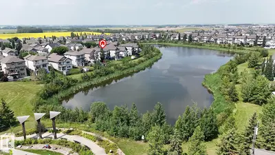 Interior photo 1 of 17 SWEETBERRY CV