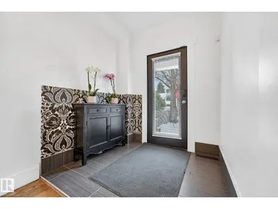 Interior photo 3 of 10523 127 ST NW