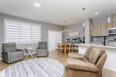 Interior photo 4 of 354 GENESIS