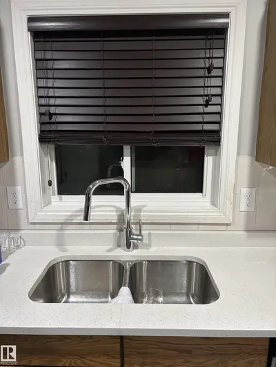 Interior photo 2 of 3520 44 AV NW NW