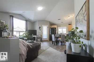 Interior photo 1 of #86 604 62 ST SW