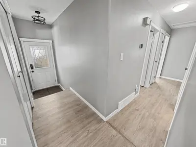 Interior photo 1 of 4110 48 ST