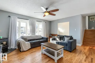 Interior photo 4 of 8604 104 AV