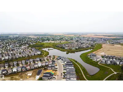 Interior photo 1 of 182 CALEDONIA DR