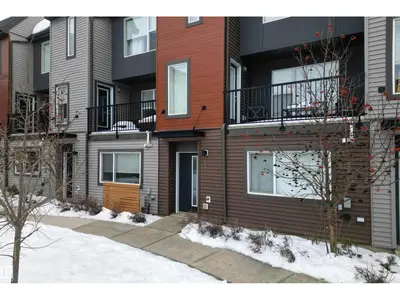 Interior photo 1 of #47 1075 ROSENTHAL BV NW