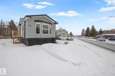 Interior photo 1 of 184 305 Calahoo RD