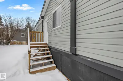 Interior photo 2 of 184 305 Calahoo RD