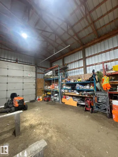 Interior photo 2 of 54352 RGE ROAD 221