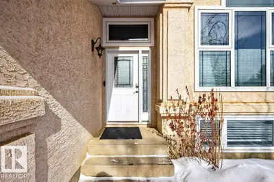 Interior photo 2 of 10 Oakridge DR S