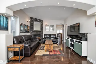 Interior photo 4 of 10623 75 AV NW