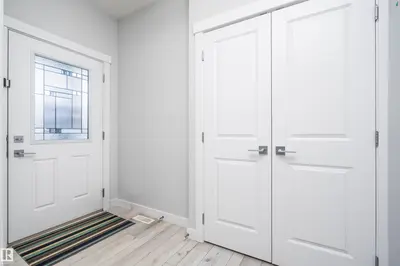 Interior photo 3 of 2420 15 AV NW