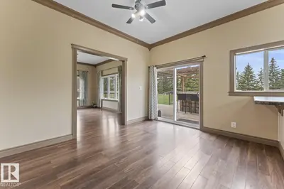 Interior photo 4 of 44501 TWP RD 604