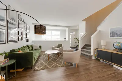 Interior photo 4 of 22341 93A AV NW