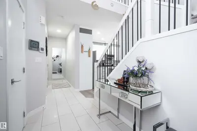 Interior photo 2 of #43 1703 16 AV NW