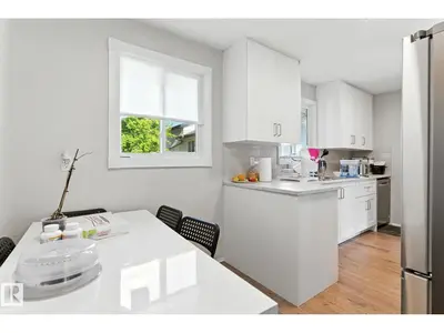 Interior photo 2 of 10505 154 ST NW