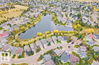 Interior photo 3 of 11608 11A AV NW