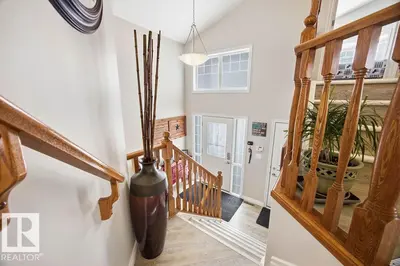 Interior photo 2 of 62 POINTE