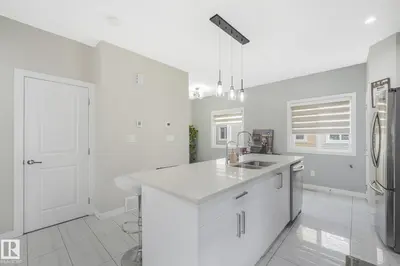 Interior photo 2 of #27 2803 14 AV NW