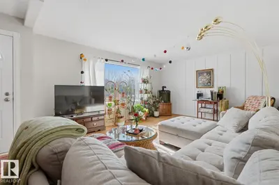 Interior photo 2 of 11332 134 AV NW