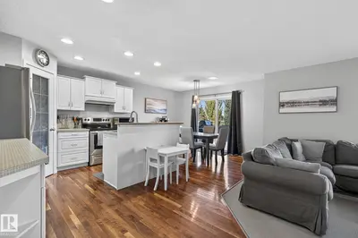 Interior photo 4 of 1147 RUTHERFORD CL SW