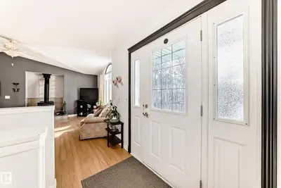 Interior photo 3 of #8 54514 RR12