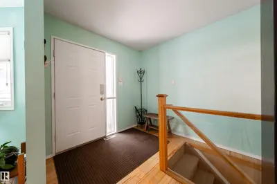Interior photo 3 of 17532 CALLINGWOOD RD NW