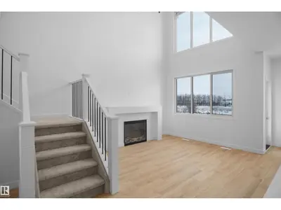 Interior photo 4 of 1323 11 AV NW