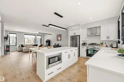Interior photo 1 of #44 1304 RUTHERFORD RD SW