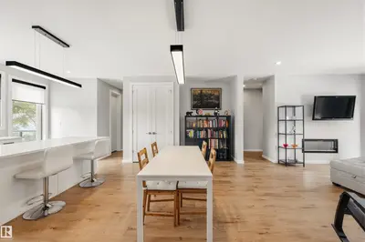 Interior photo 4 of #44 1304 RUTHERFORD RD SW